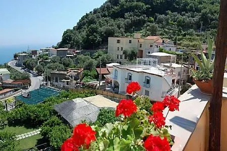 Nerano Villa Sleeps 4 Pool Air Con *