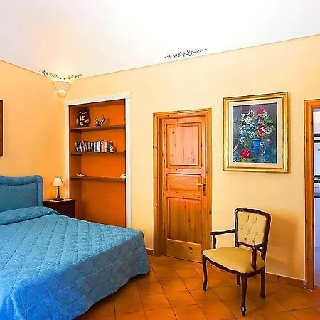 Nerano Villa Sleeps 4 Pool Air Con
